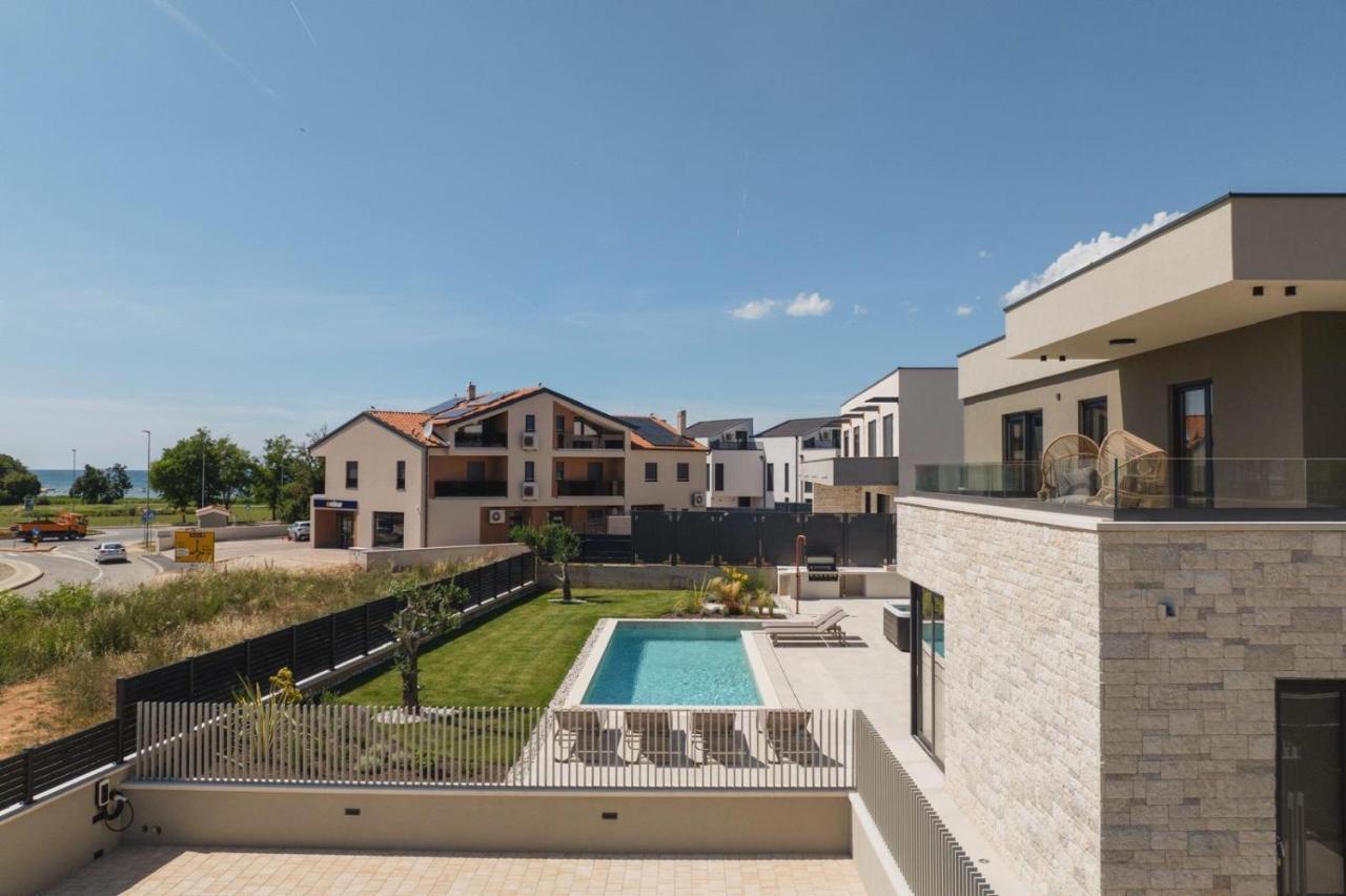 Luxury Villa Limes - B&B Funtana