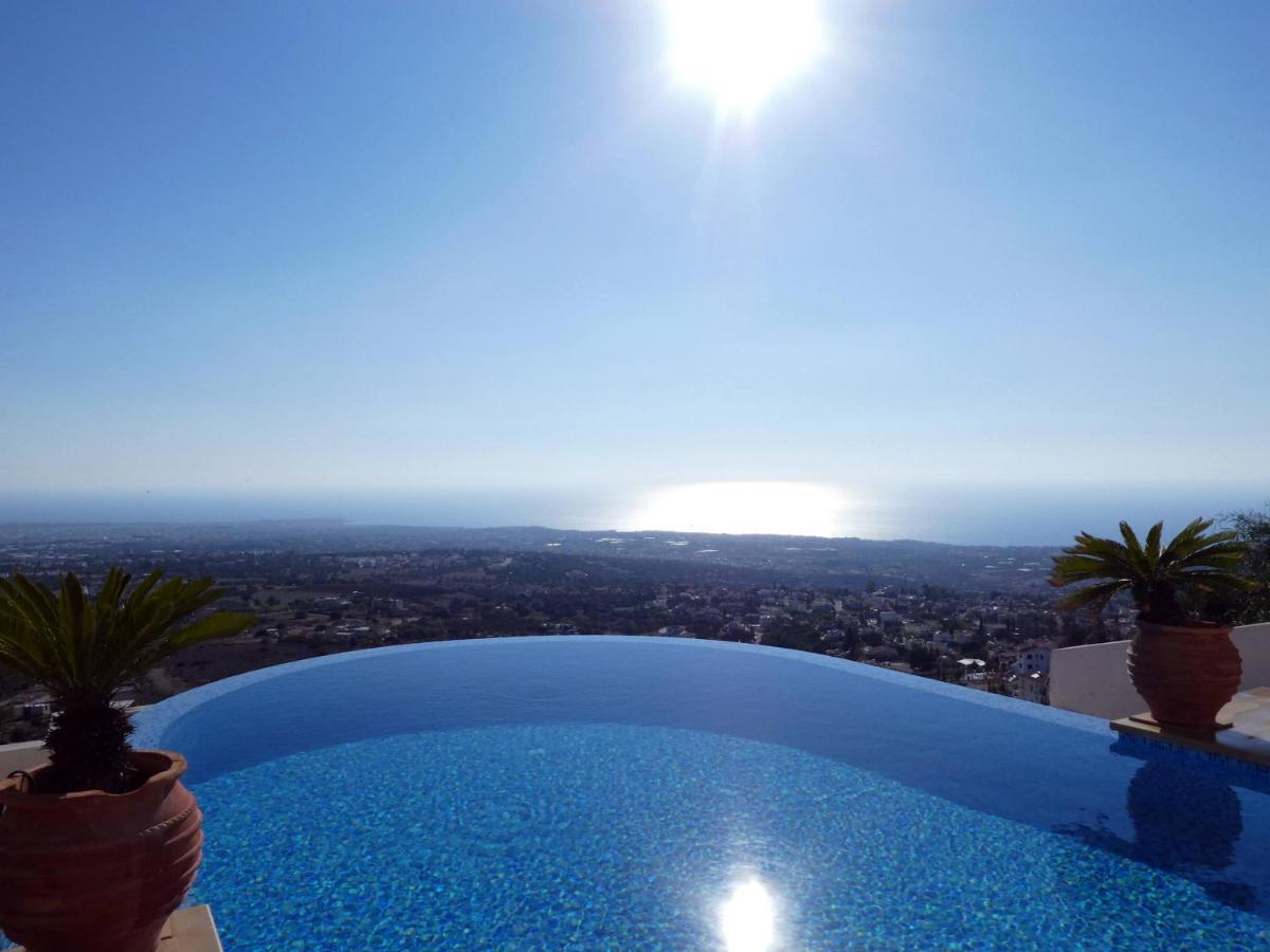 Breathtaking Panoramic Villa Sea View Infinity Pool - Ferienwohnung Tála