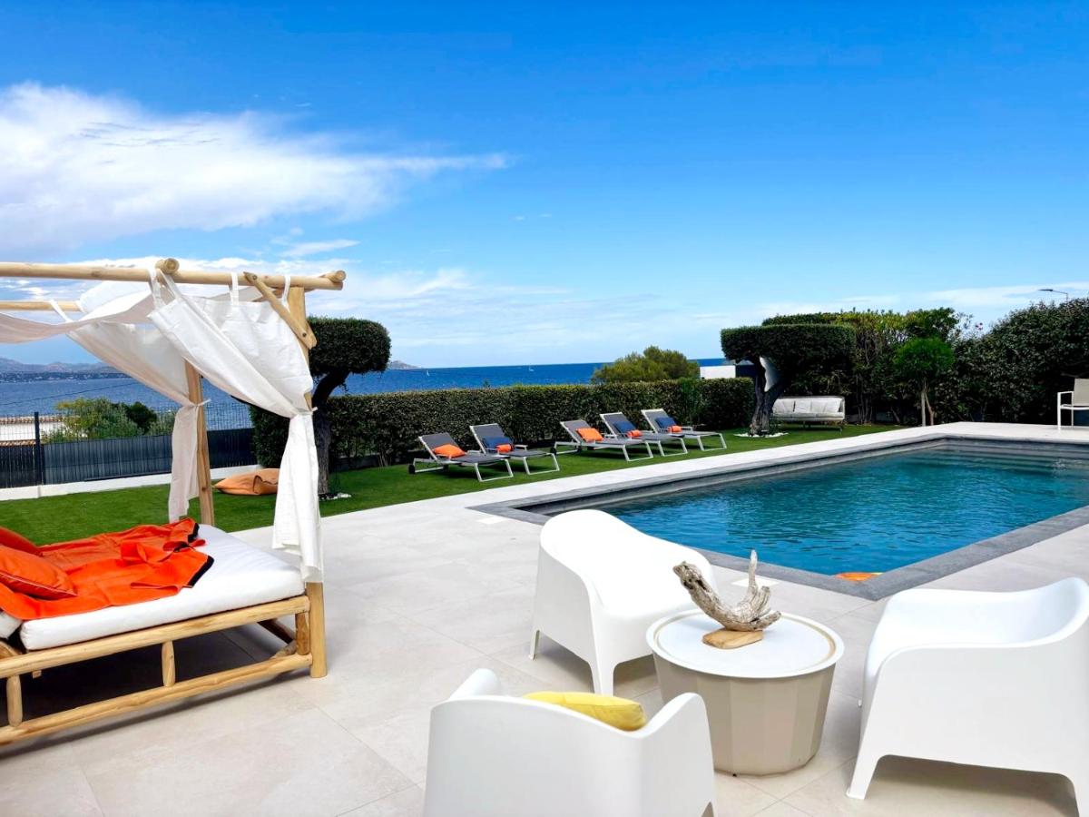 Villa Rez de Jardin - vue mer, piscine & boulodrome privé, plage, Ste maxime & Golfe de St Tropez - Chambres d'hôtes Roquebrune-sur-Argens