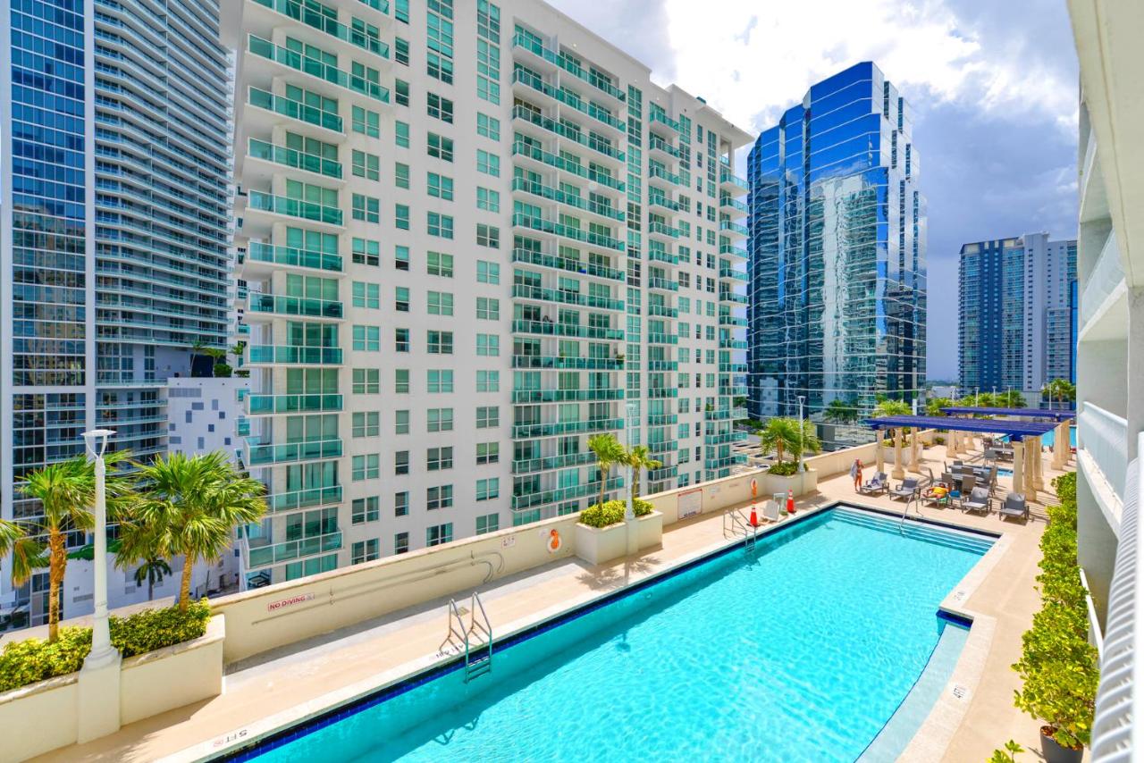 Brickell's Best Location W Free Parking - Bed and Breakfast Miami