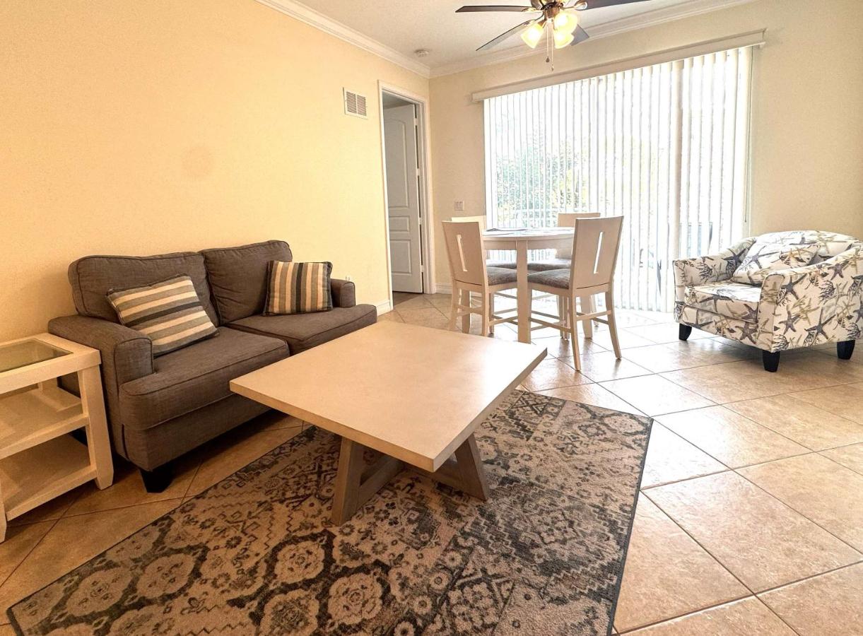 NEW Condo near beach Ideal for Remote Work - B&B Bonita Springs