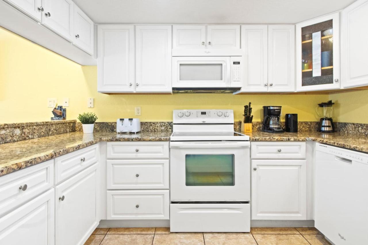 Poolside Ground Floor Condo, Unit #104