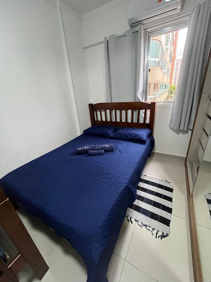 Aviação-com Ar -1 Dorm- 6 Hospedes -Garagem -Wi Fi- 50 metros da Praia - Chambres d'hôtes Praia Grande