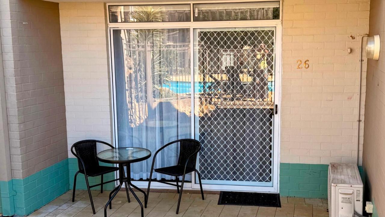 Mandurah Coastal Studio - Pool Outlook - Ferienwohnung Mandurah