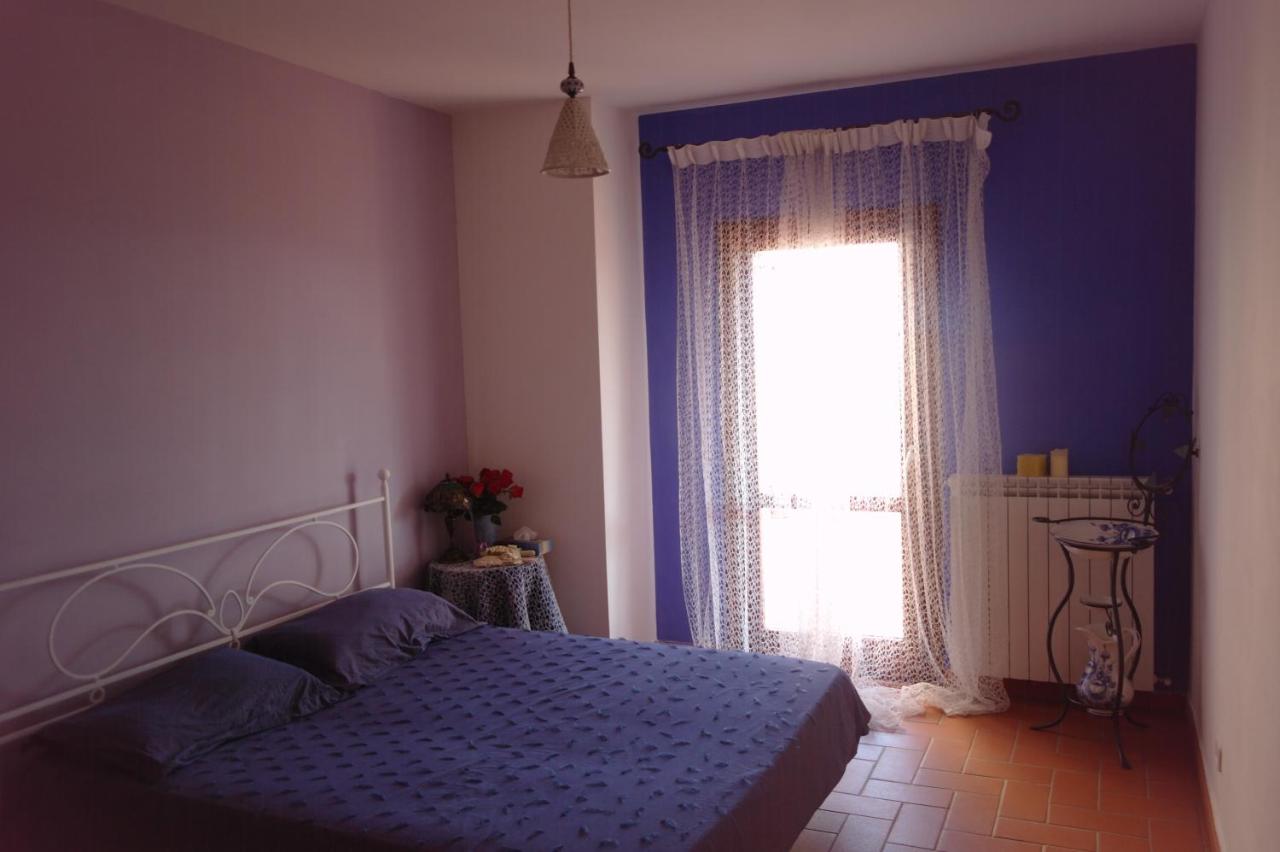 B&B Castagneto Carducci - Guardando L'Orizzonte - Bed and Breakfast Castagneto Carducci