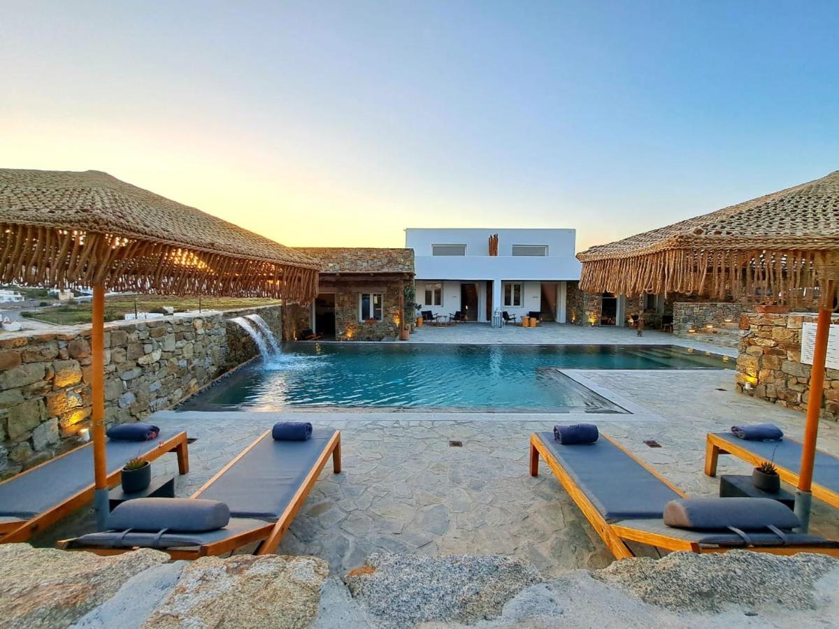 Mykonos Dot Art Homes - B&B Áno Merá