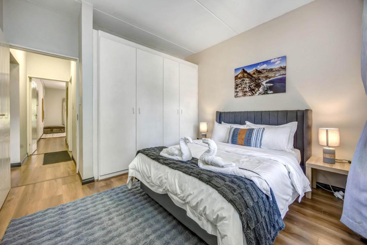 Tashy Luxury 2 bedroomed apartment - Chambres d'hôtes Johannesbourg