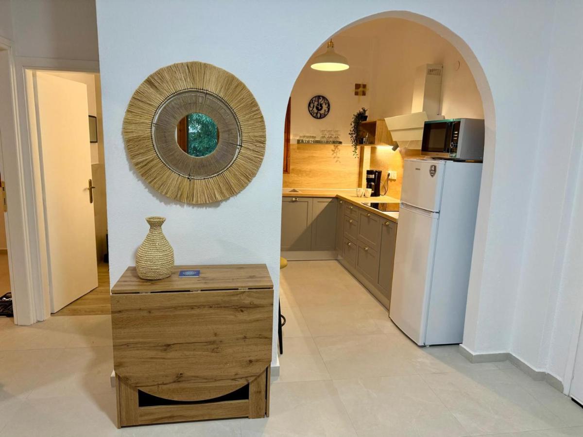 NIVAS Apartment Pefkochori - Ferienwohnung Pefkochori