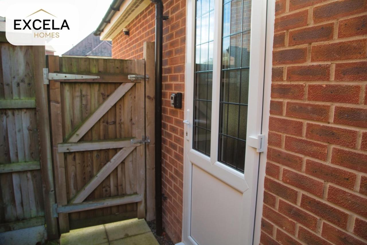Modern Airport Annexe - Free Parking - Sleeps 4 - Near Luton Airport - Chambres d'hôtes Luton