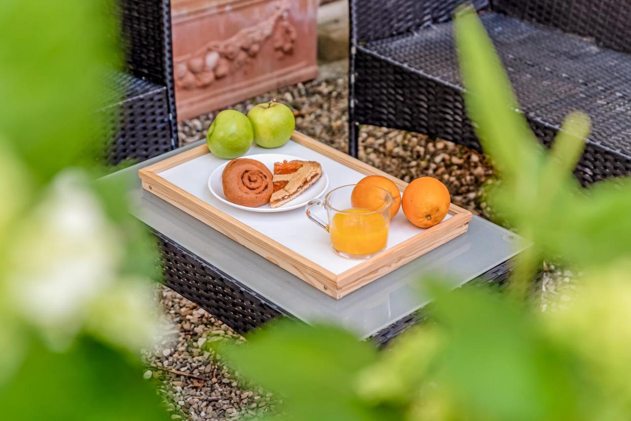 Suites near Piazzale Michelangelo - B&B Firenze