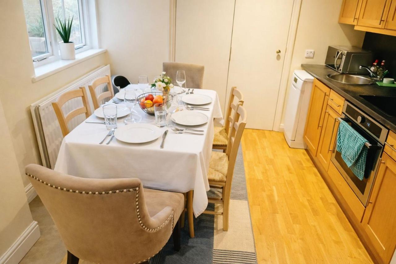The Lovely Elegant Apartments Around Kensington and Chelsea - Ricky & Giustina Collection - W8, SW3, SW5, SW7, SW10 - Fully equipped and perfect for long stays - Chambres d'hôtes Londres