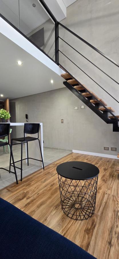 SkyView Studio 401 Premium Level & Top Views Smart Check-in - Chambres d'hôtes Bogota