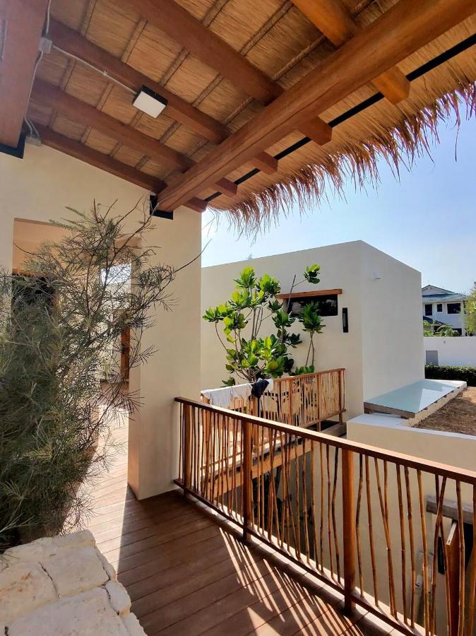Ultra Luxury Beachfront 5 Bedrooms Pool Villa - Ferienwohnung Hua Hin