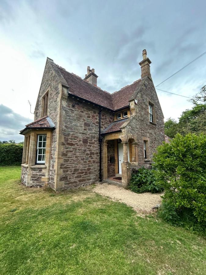 Middle Lodge - B&B West Monkton