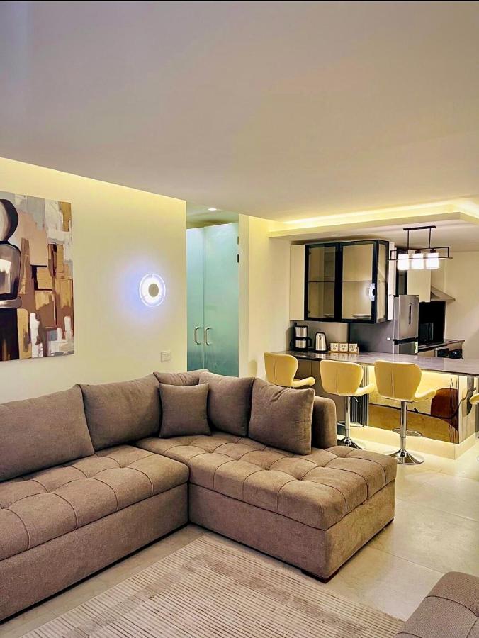 Riverside Zamalek 1 Bedroom Suite - B&B El Cairo