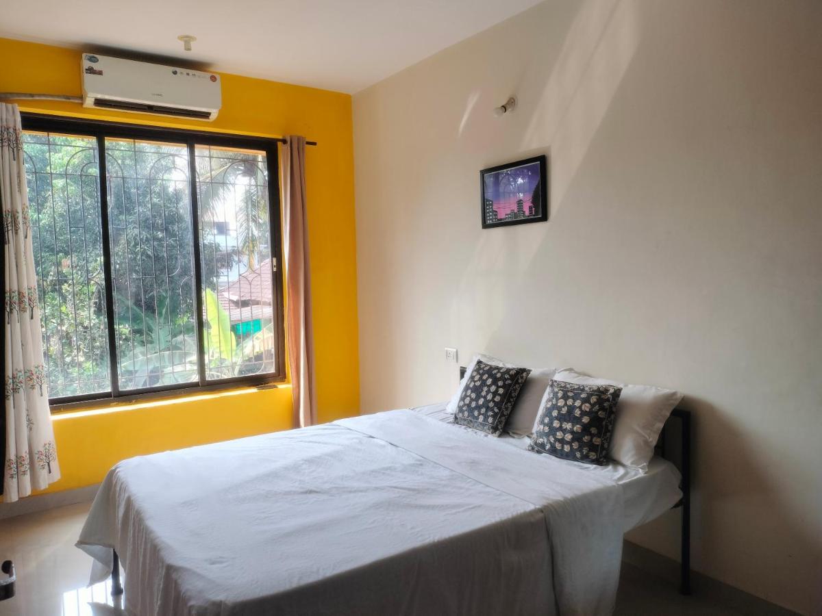 Saffron Modern 2 BHK ac villa - Chambres d’hôtes Varca