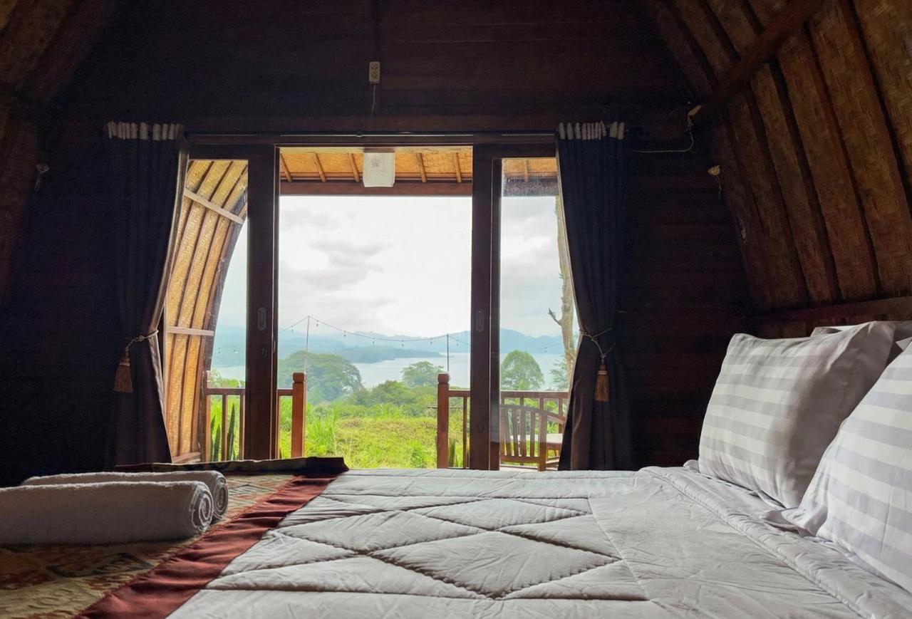 Habitación Doble con vistas a la montaña