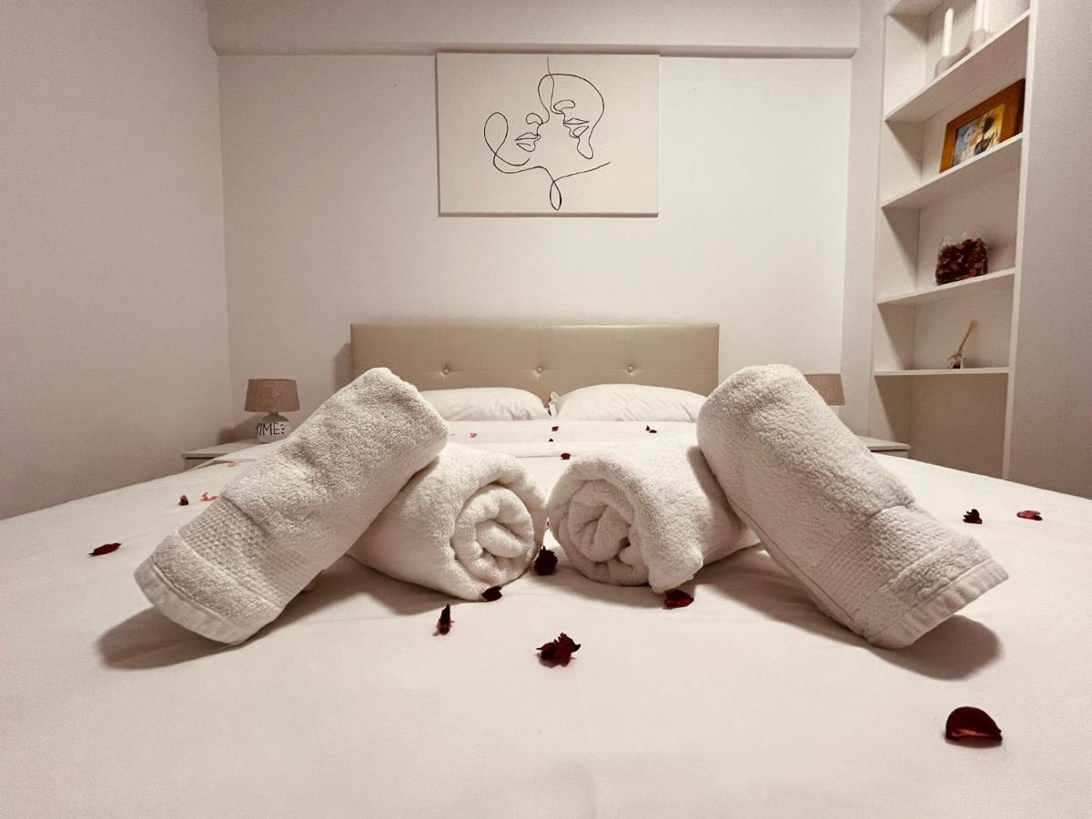 Central Charm Stay - B&B Bucharest