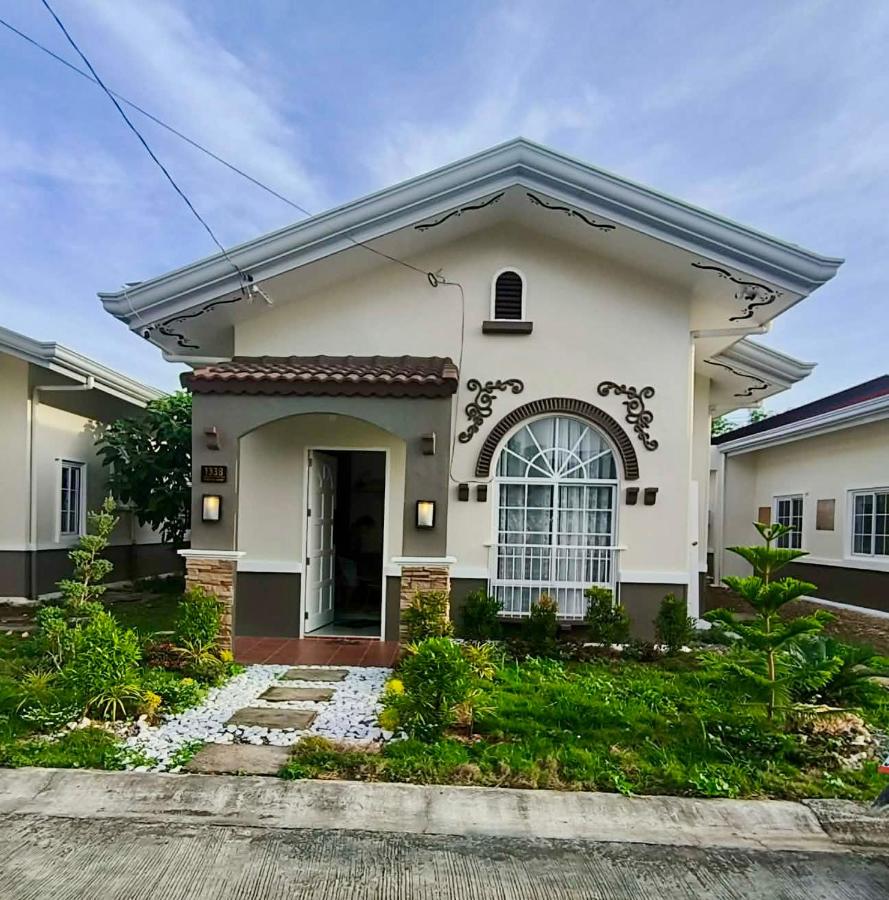 CasaDeAmor1338 New Modern House, and Family Friendly - Chambres d’hôtes Dauis