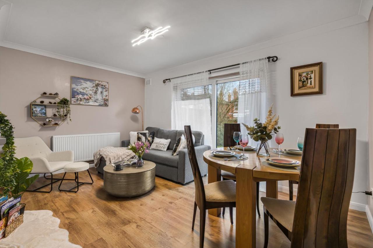 Comfortable 2BR Home Free ParkingPrivate Garden - B&B Cheltenham