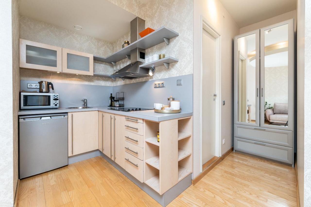 Stylish 1BR Kalaranna, Walk to Old Town, Port, Cafés - Chambres d'hôtes Tallinn