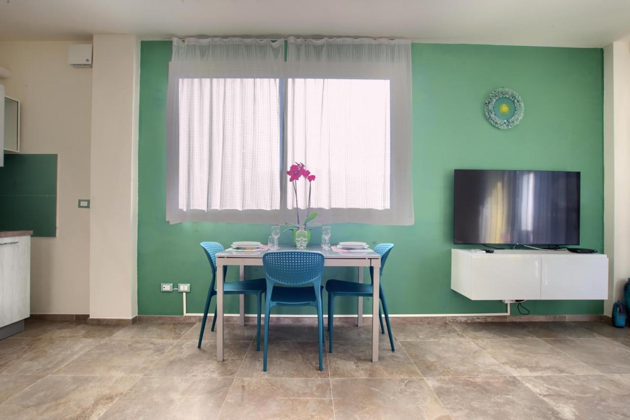 Iris - Holiday Home Costadoro - B&B Imperia