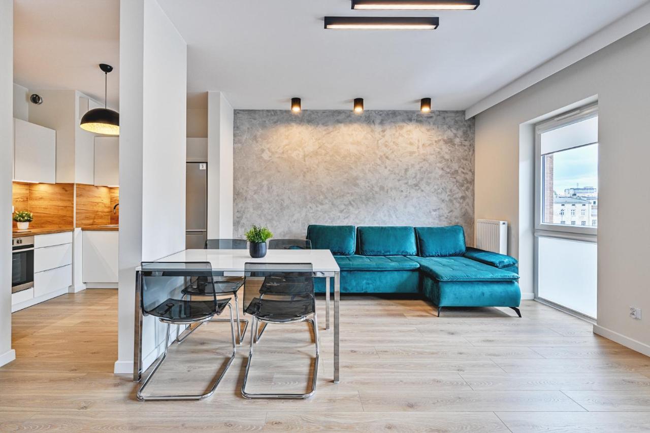 Ilumino Modern Prestige by LookAp - Chambres d'hôtes Łódź