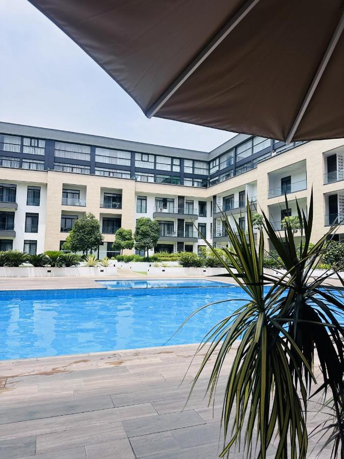 Icon Luxury Apartments at Embassy Gardens - Ferienwohnung Accra