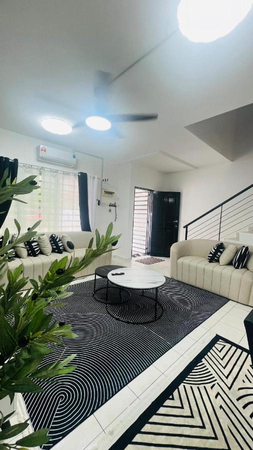 D'Zebra Homestay Tambun - Chambres d'hôtes Ipoh