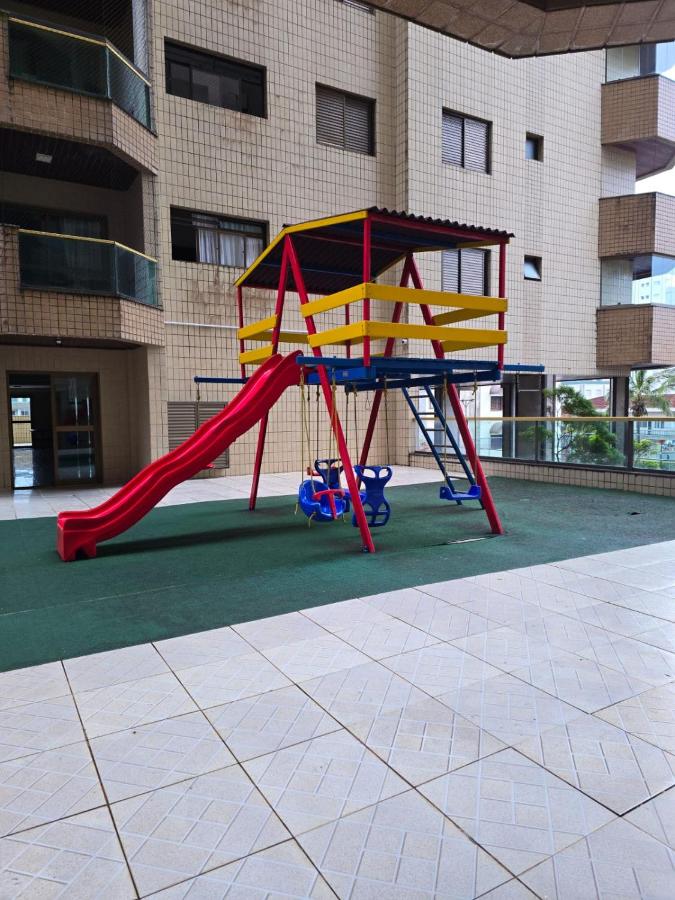 Apartamento T61-moderno com vista para o mar em Mongaguá - Chambres d'hôtes Mongaguá
