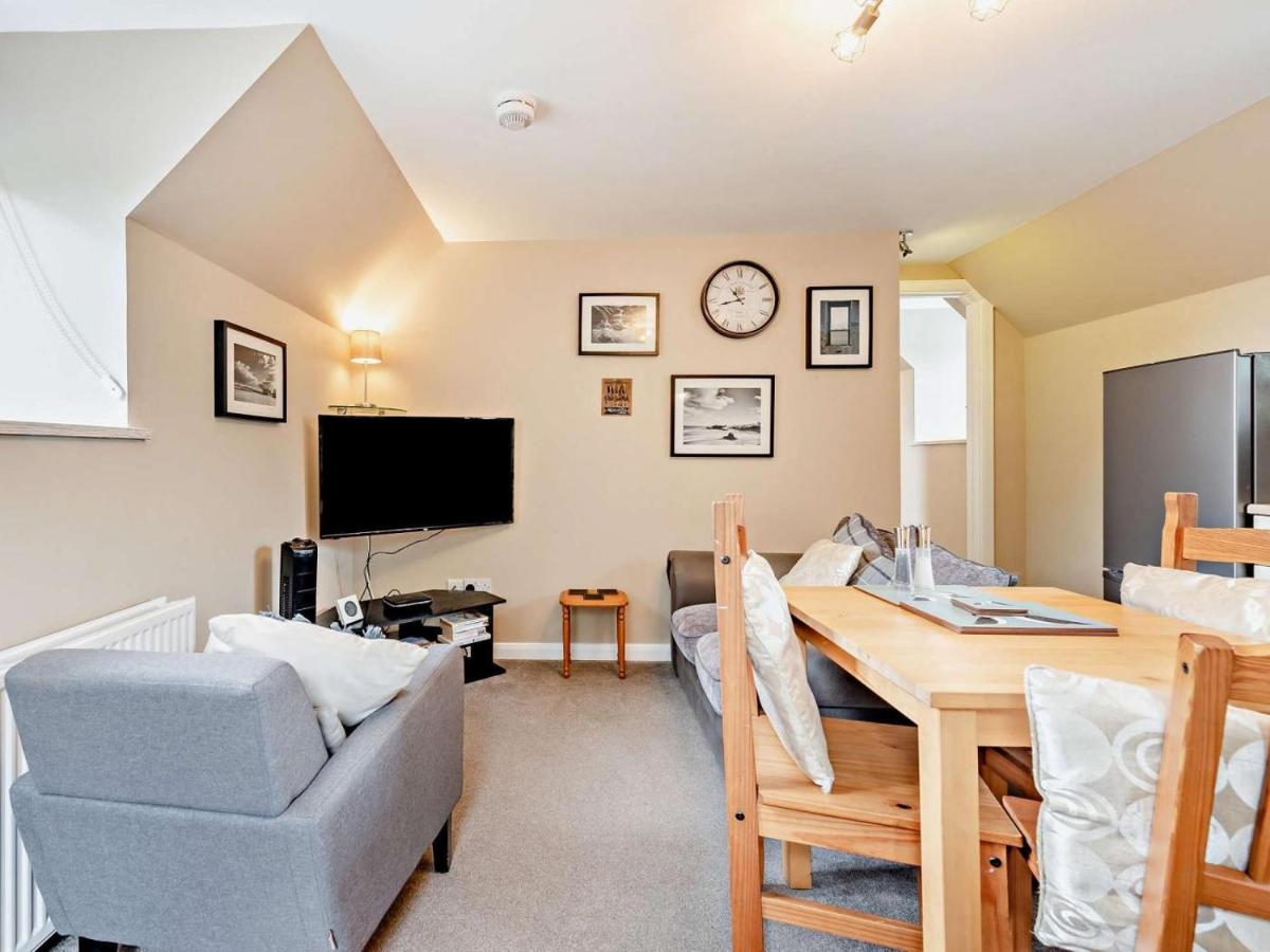 2 Bed in Cosheston oc-fb059 - Ferienwohnung Cosheston