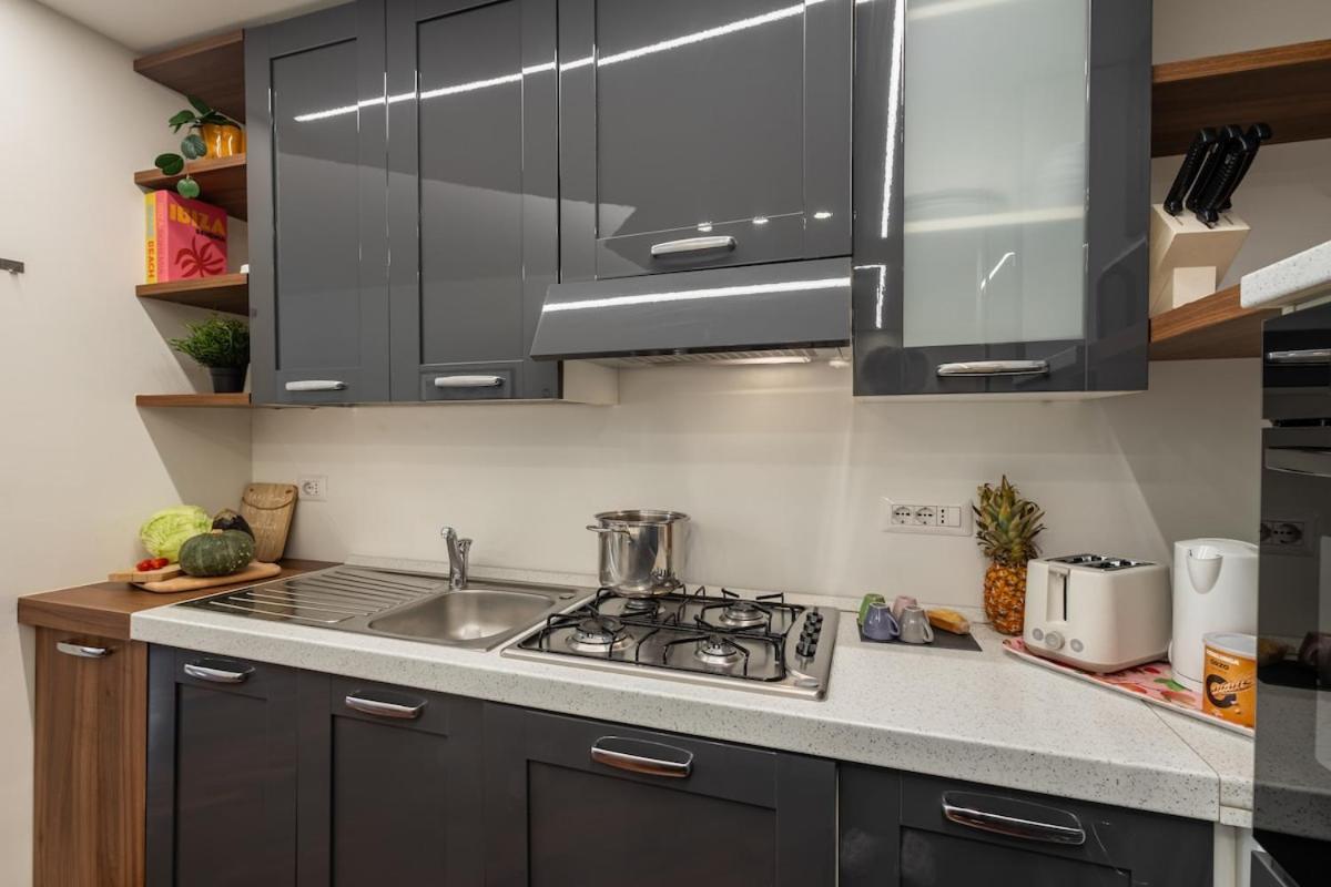 Mazzini 1 - Smart Flat 2 bedrooms Garage & Mxp - B&B Gallarate