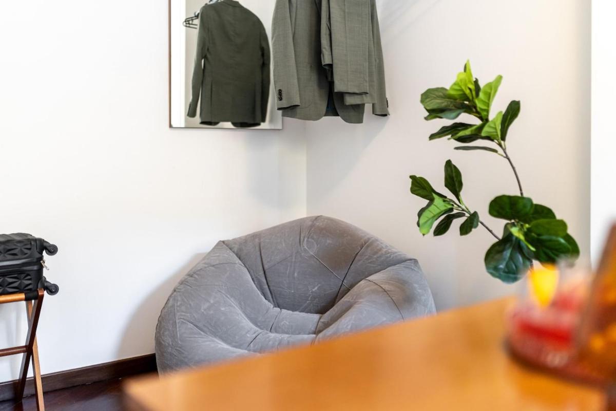 Mazzini 1 - Smart Flat 2 bedrooms Garage & Mxp - Chambres d'hôtes Gallarate