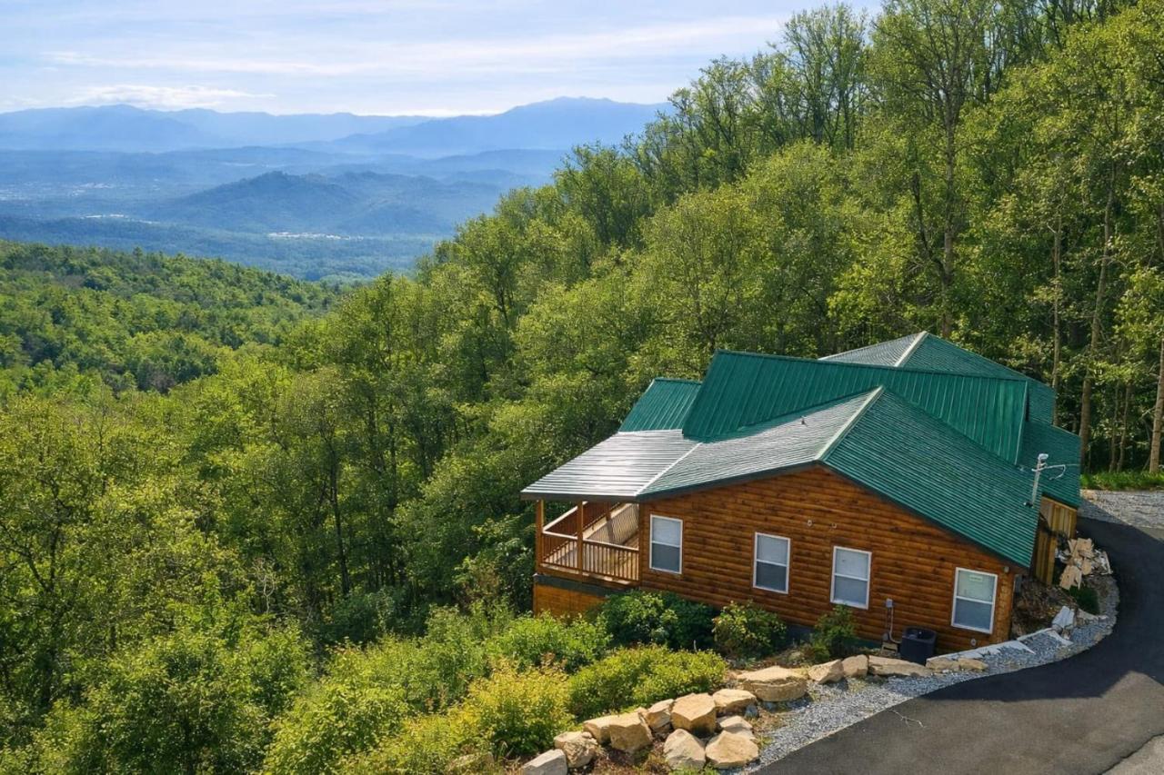 Majestic Horizon by Ghosal Luxury Lodging - B&B Sevierville
