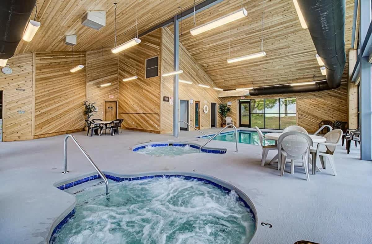 Stone Crest Summit by Beyond Expectations w Pool - B&B Gatlinburg