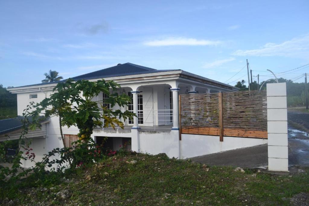 PLUMERIA - Bed and Breakfast Grand-Bourg