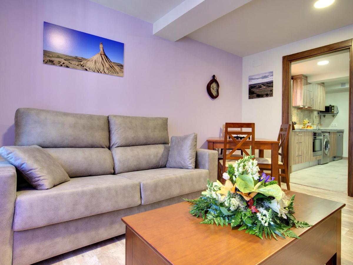 Apartamentos La Jasa - Bed and Breakfast