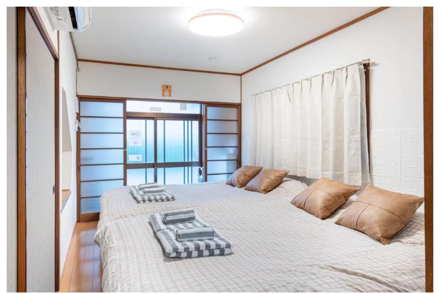 Iriya 101 Family Apartment Max 6 Free WiFi - Chambres d’hôtes Tokyo