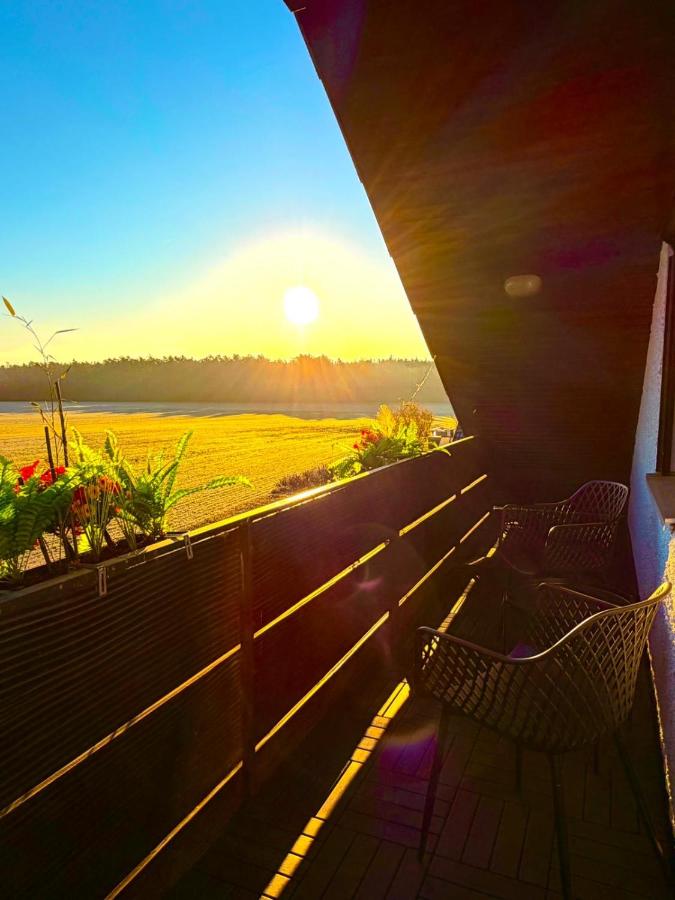 Panorama Lodge mit 2 Balkonen für bis zu 6 Gäste - B&B Hemhofen