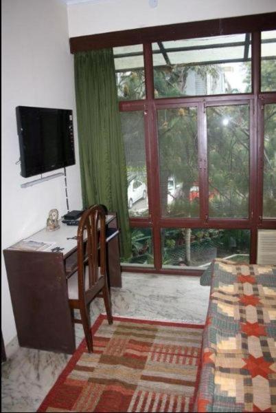 B&B New Delhi - Homestay Chateau 39 - Bed and Breakfast New Delhi