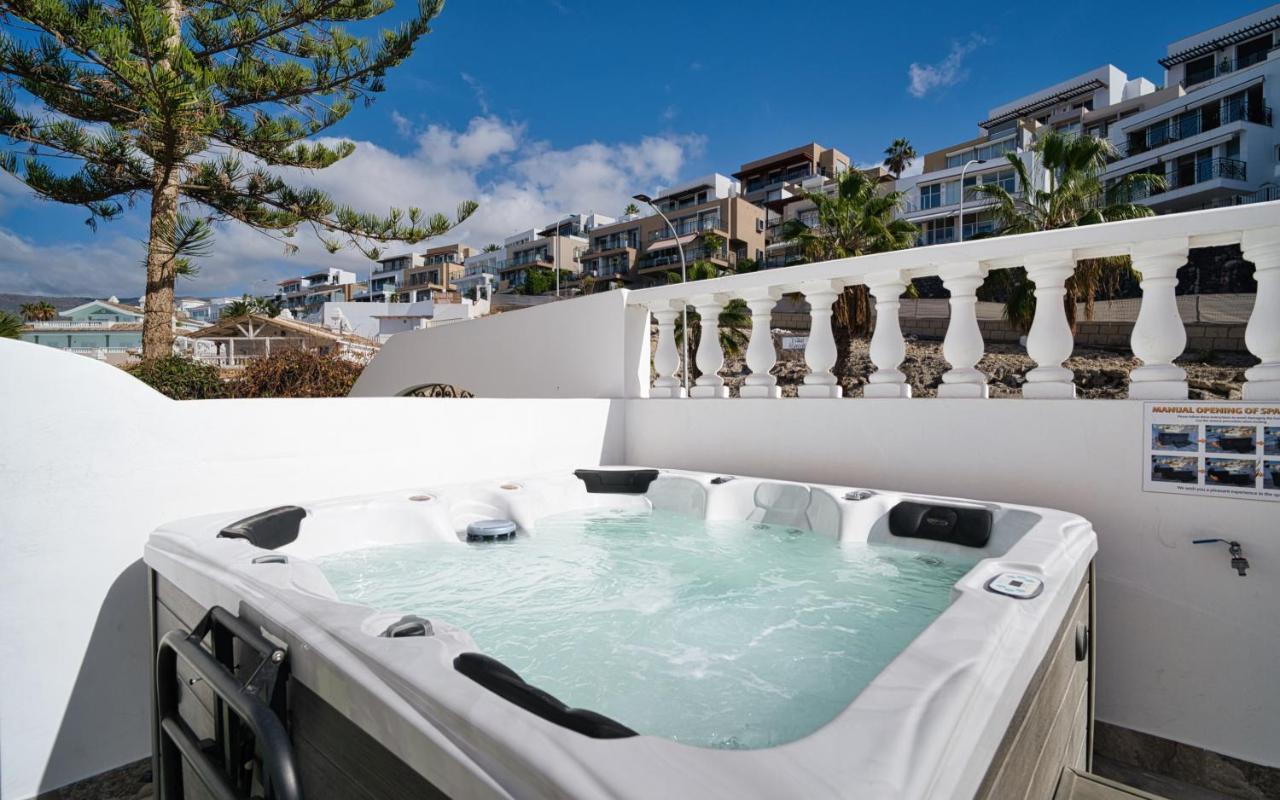 Ocean View Villa San Eugenio - Private Jacuzzi - Chambres d'hôtes Adeje