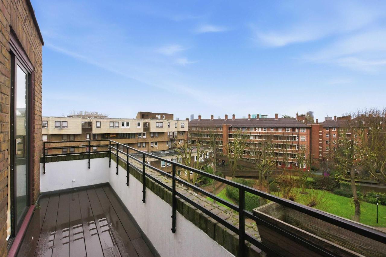 Cozy Nice View 4ppl 2Bed Flat Near River Walks St Katharine Docks BURR-86-Fred - Chambres d'hôtes Londres