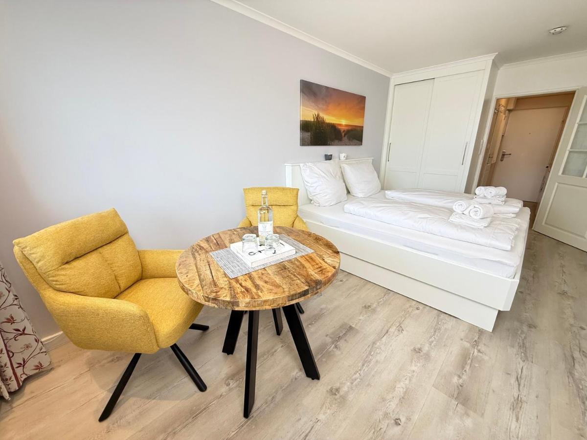 Wiking, App 001A - B&B Westerland