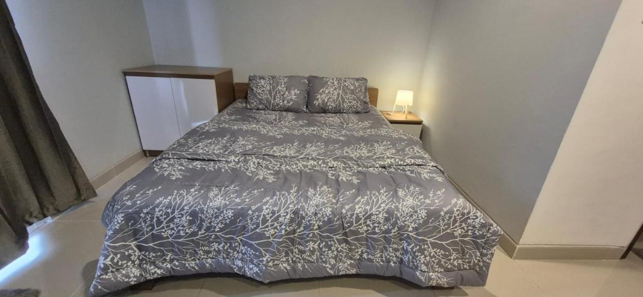 West Vista Apartement Studio - 20 ourhome cengkareng - B&B Jakarta