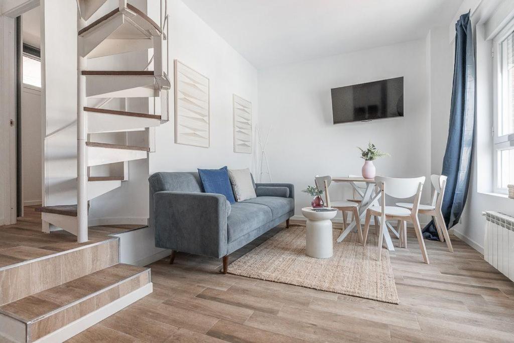 Bright duplex - 3 Bdrs 2 Baths - Chamberí - B&B Madrid