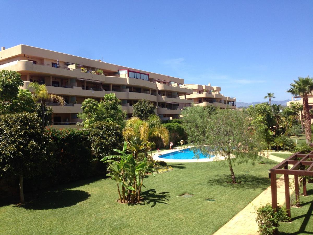 Lets in the Sun Blue Cala - B&B La Cala De Mijas