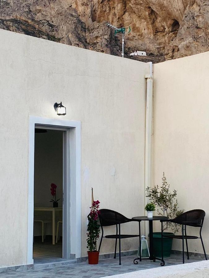 LEIVADAROS apartments - Chambres d'hôtes Perissa