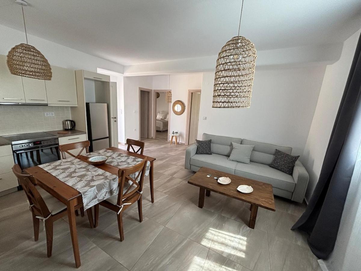 Sarris Village Hill House 3 - Chambres d'hôtes Sarakíniko