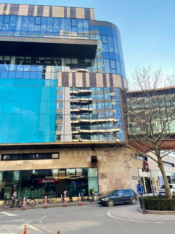 Palas Prime Studio Ultracentral 1 min walk Palas Mall Iasi with Parking - B&B Iași