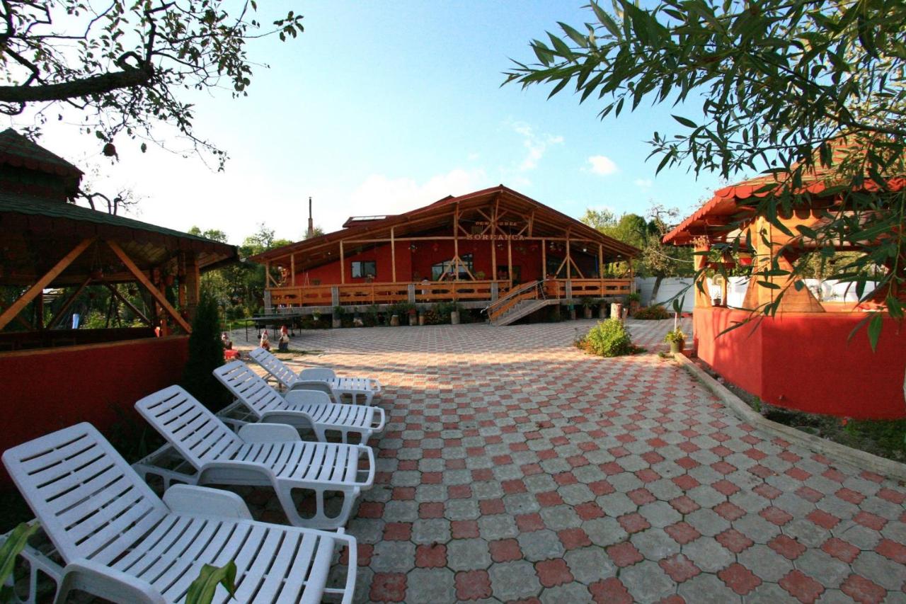 Pensiunea Soreanca - Chambres d’hôtes